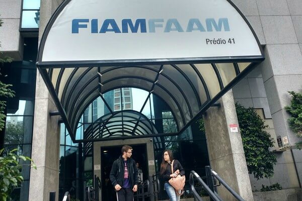 FIAM-FAAM oferece bolsas integrais para mestrado profissional em jornalismo